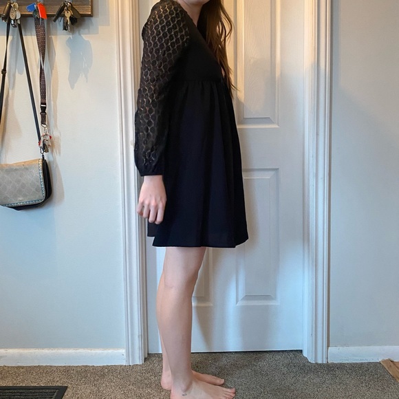 Black Long Sleeve Mini Dress Lace Sleeves - Picture 4 of 4